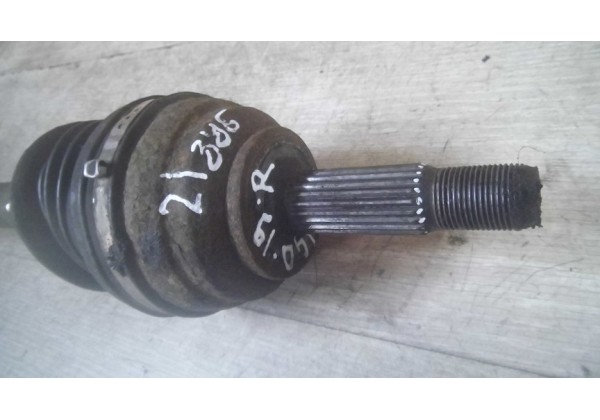 Полуось правая, приводной вал Renault Kangoo, Clio II, 1.9D, зовн. 21, внутр. 23, без ABS (под пружинку)